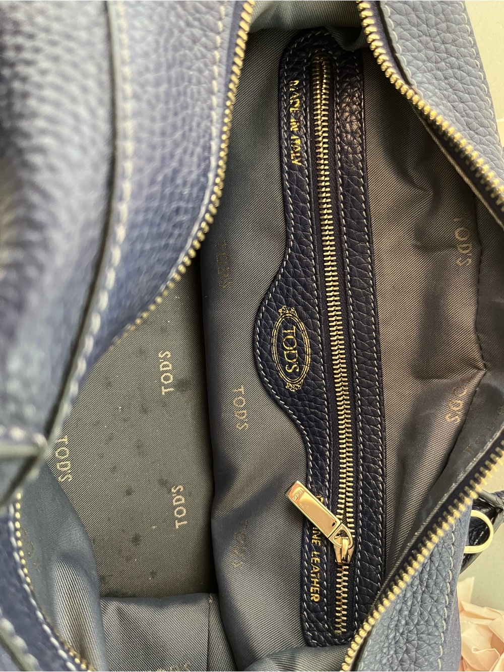 Tod's Blue Leather Handbag - Picture 9 of 15